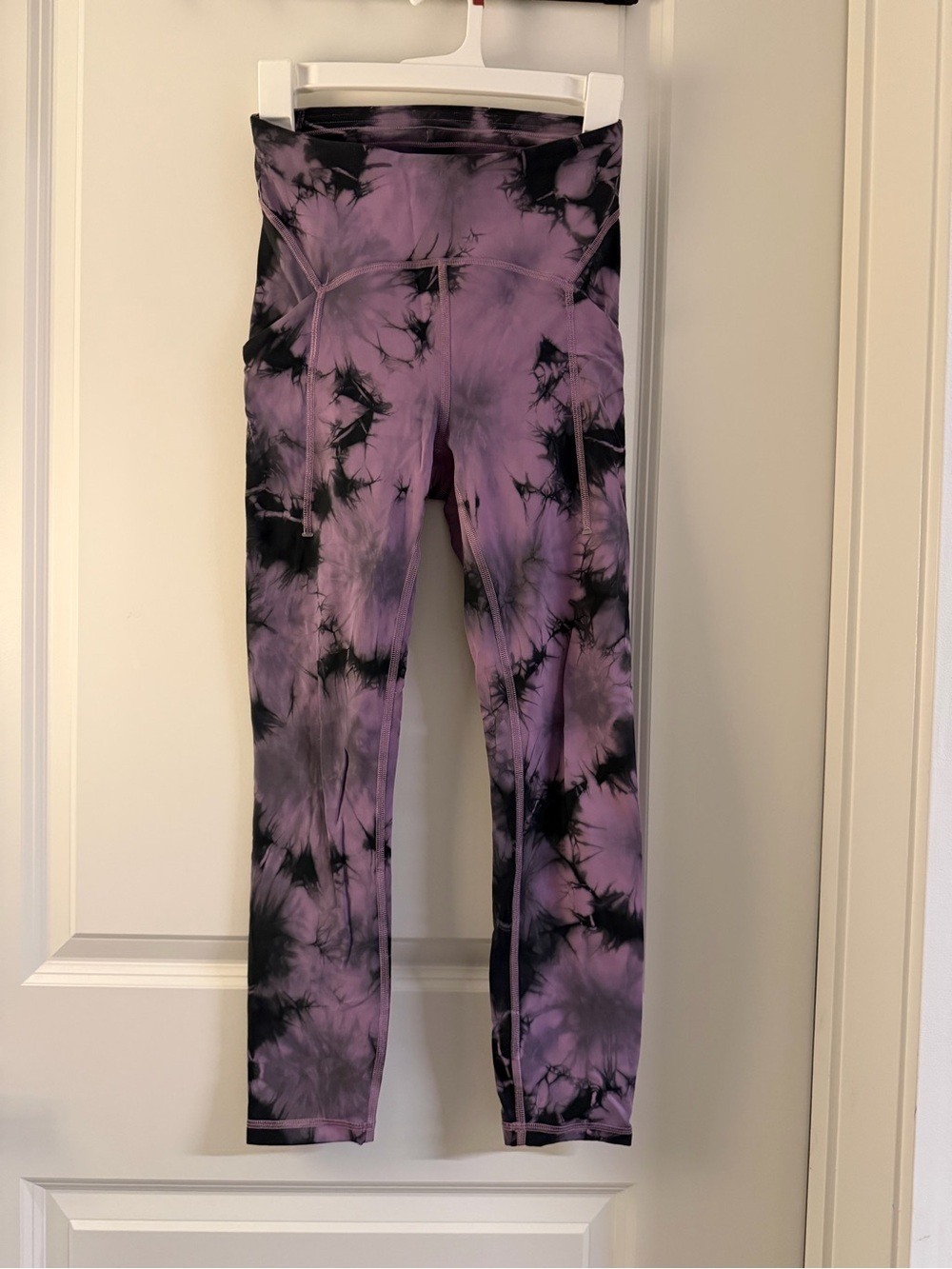 lululemon Power Tru high rise tight 25”, size 4